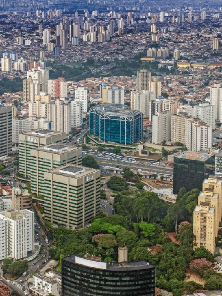 Distrito Jabaquara na Zona Centro-Sul de São Paulo com área urbana e residencial
