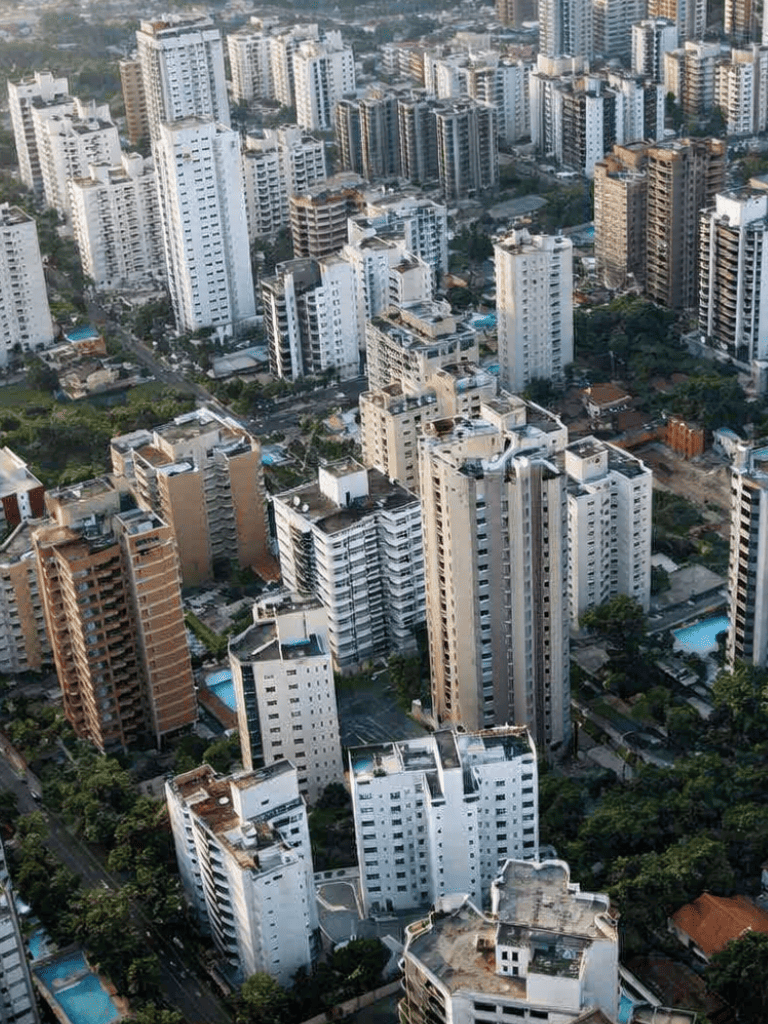 Bairro Real Parque na Zona Sul de São Paulo no distrito do Morumbi com áreas arborizadas