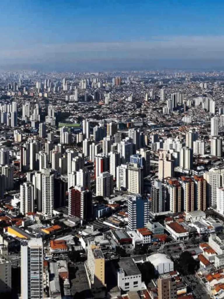 Bairro Saúde na Zona Sul de São Paulo com área urbana e residencial