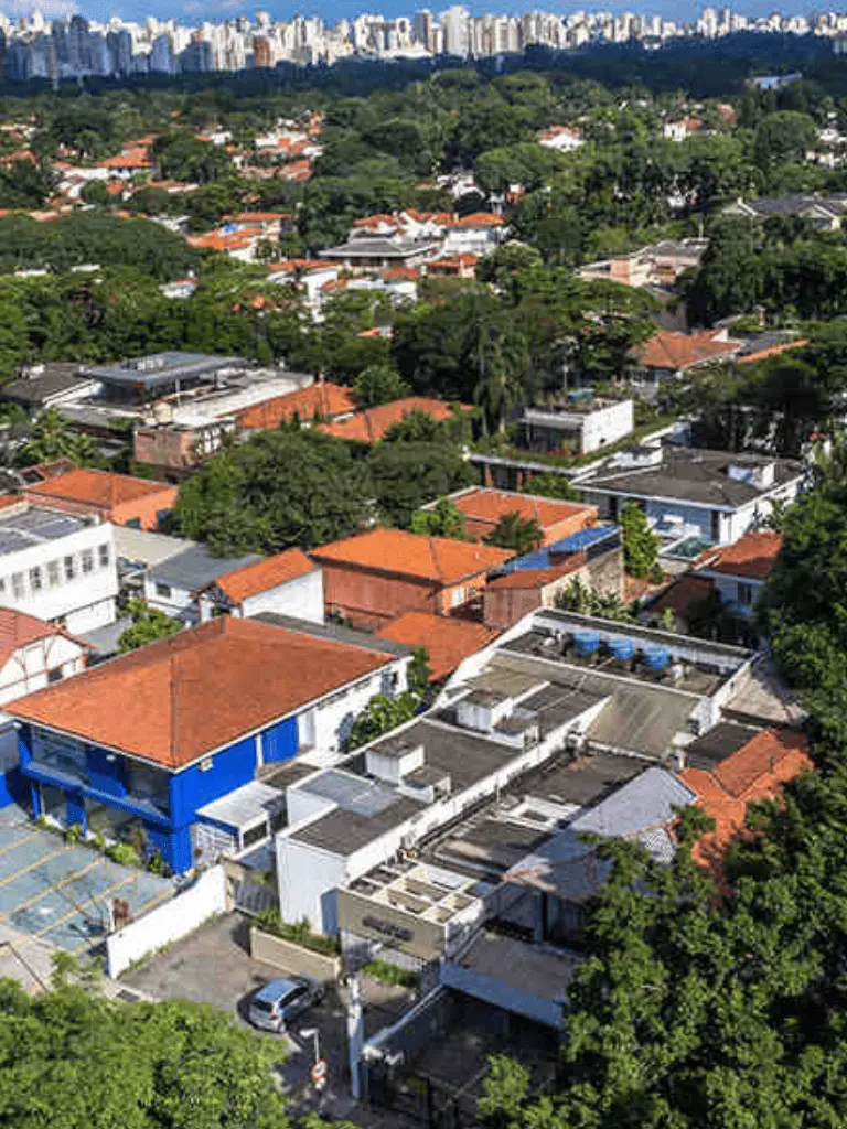 Bairro Vila Romana em São Paulo com área residencial urbana
